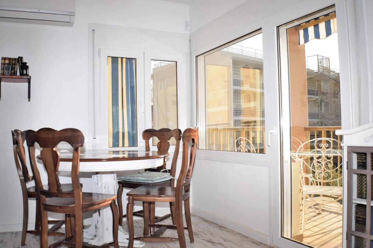 Hermoso Apartamento Vintage カンブリルス エクステリア 写真